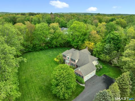 105 Beecher Road Woodbridge CT 06525