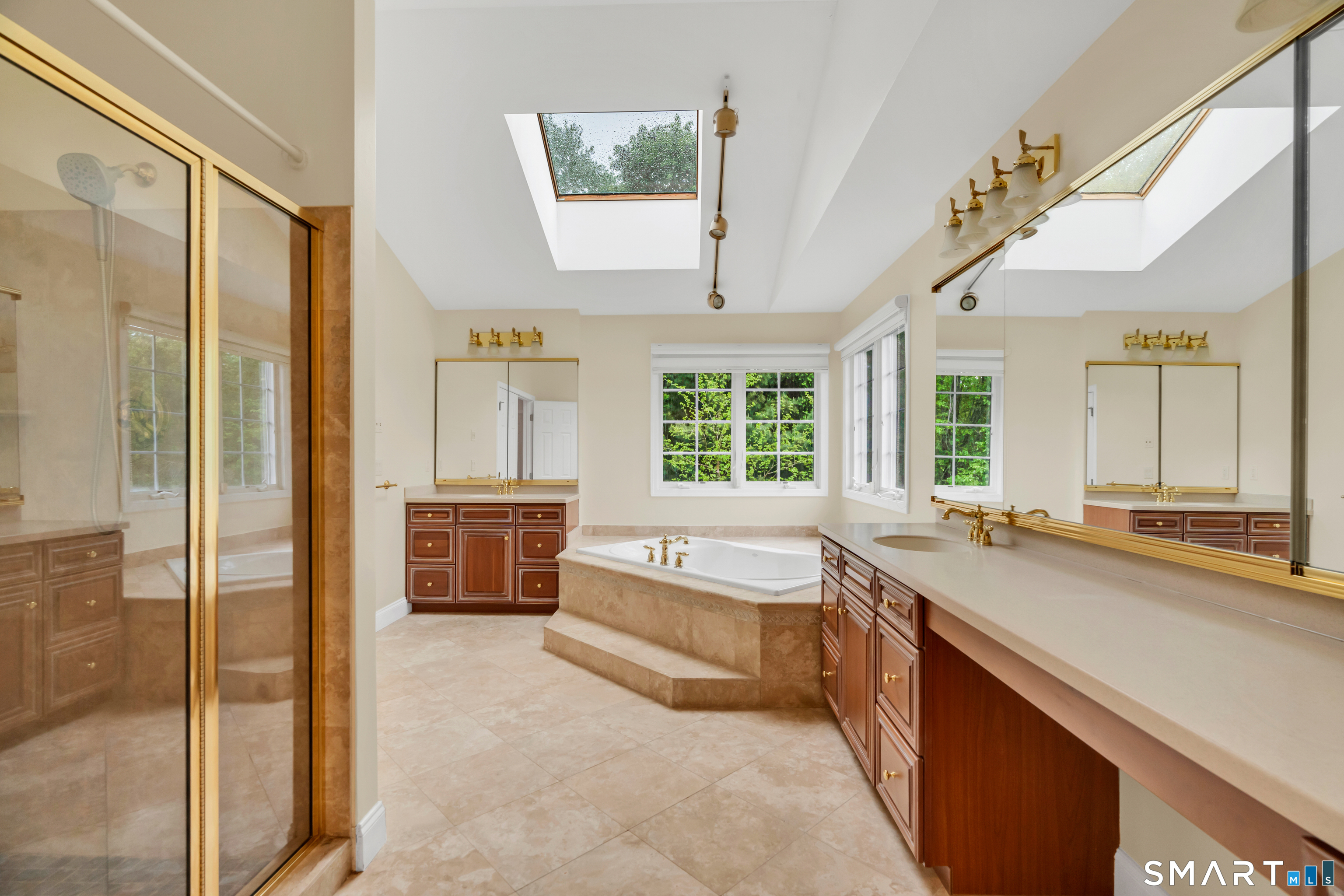 105 Beecher Road Woodbridge CT 06525