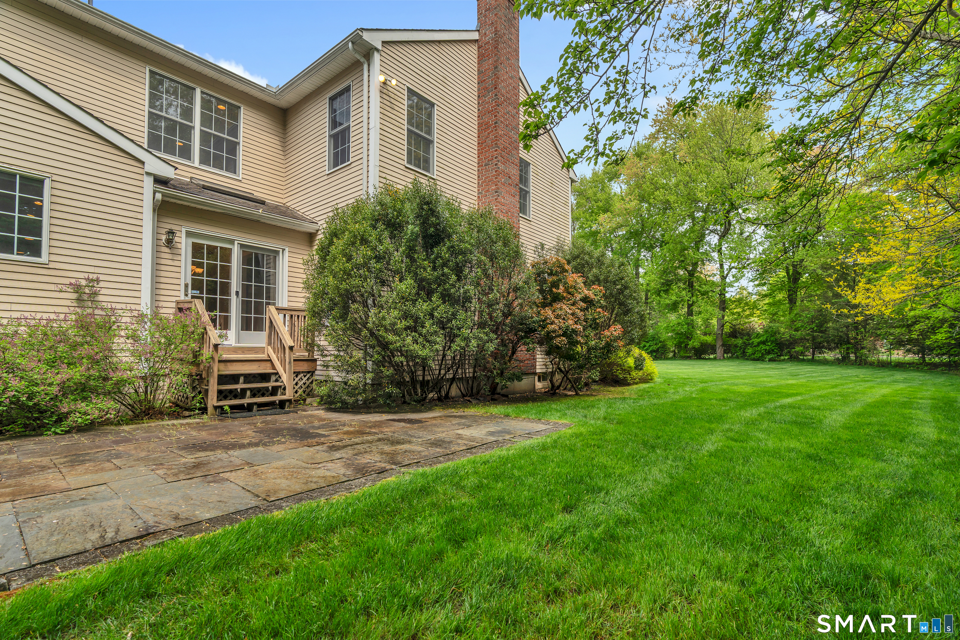 105 Beecher Road Woodbridge CT 06525