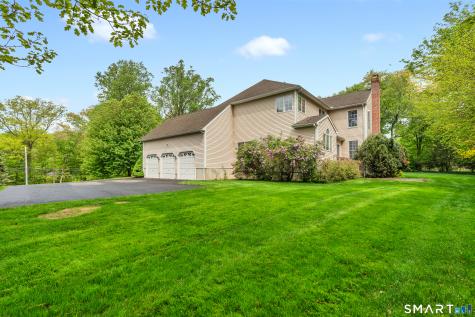 105 Beecher Road Woodbridge CT 06525