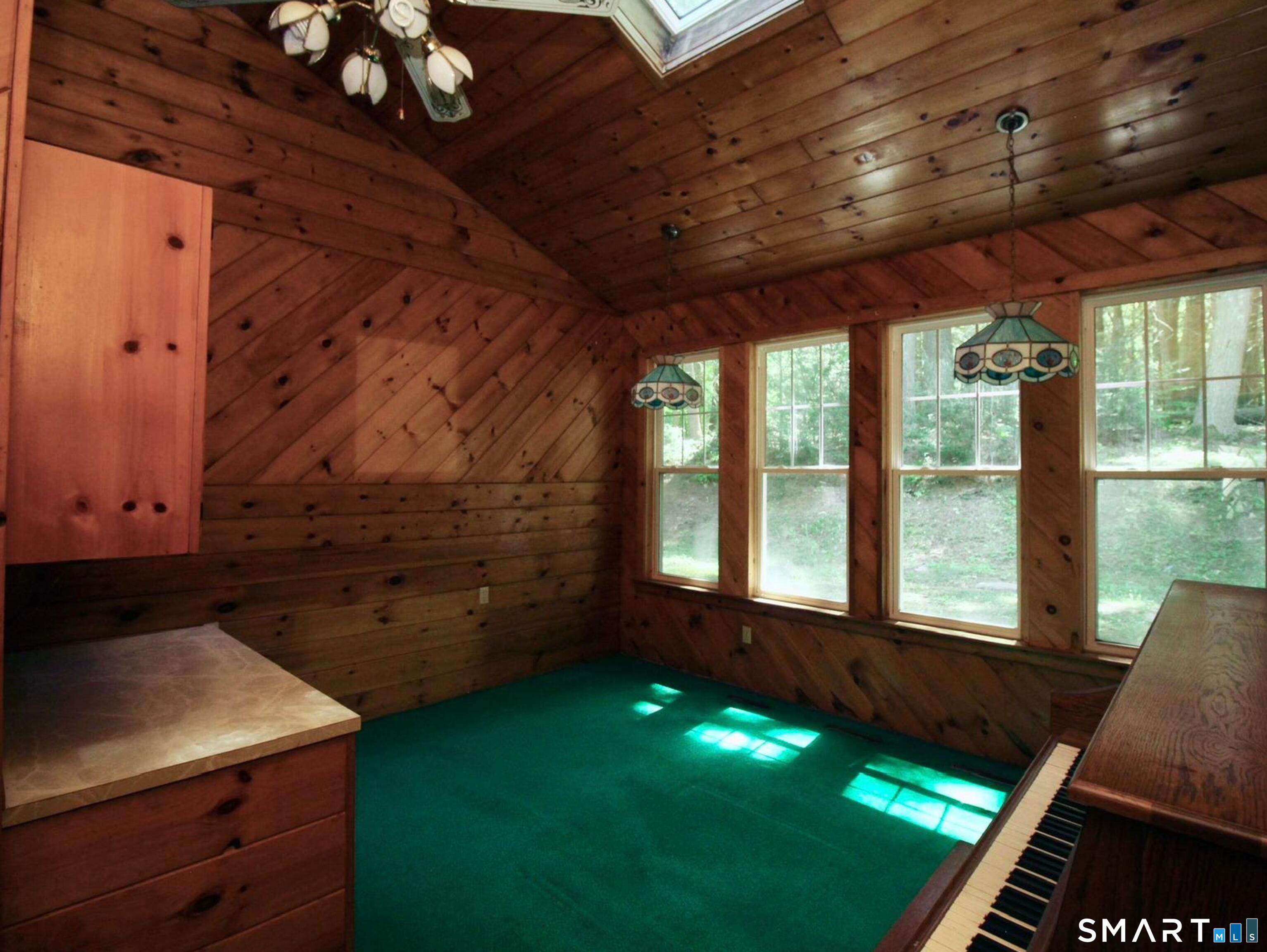60 Lyon Road Woodstock CT 06282