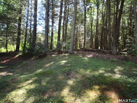 60 Lyon Road Woodstock CT 06282