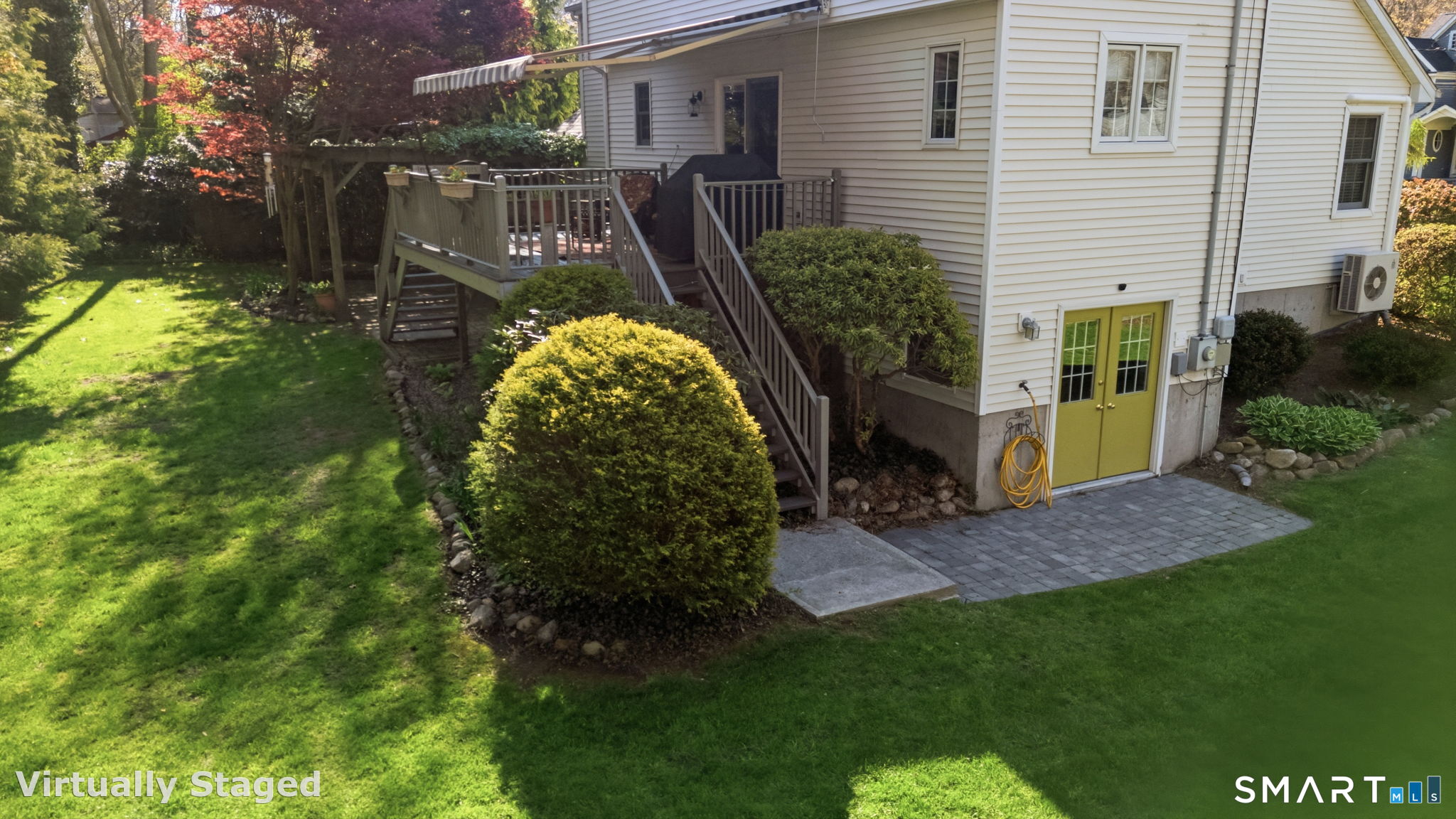 12 Lindros Lane Waterford CT 06385