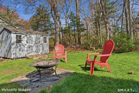 12 Lindros Lane Waterford CT 06385