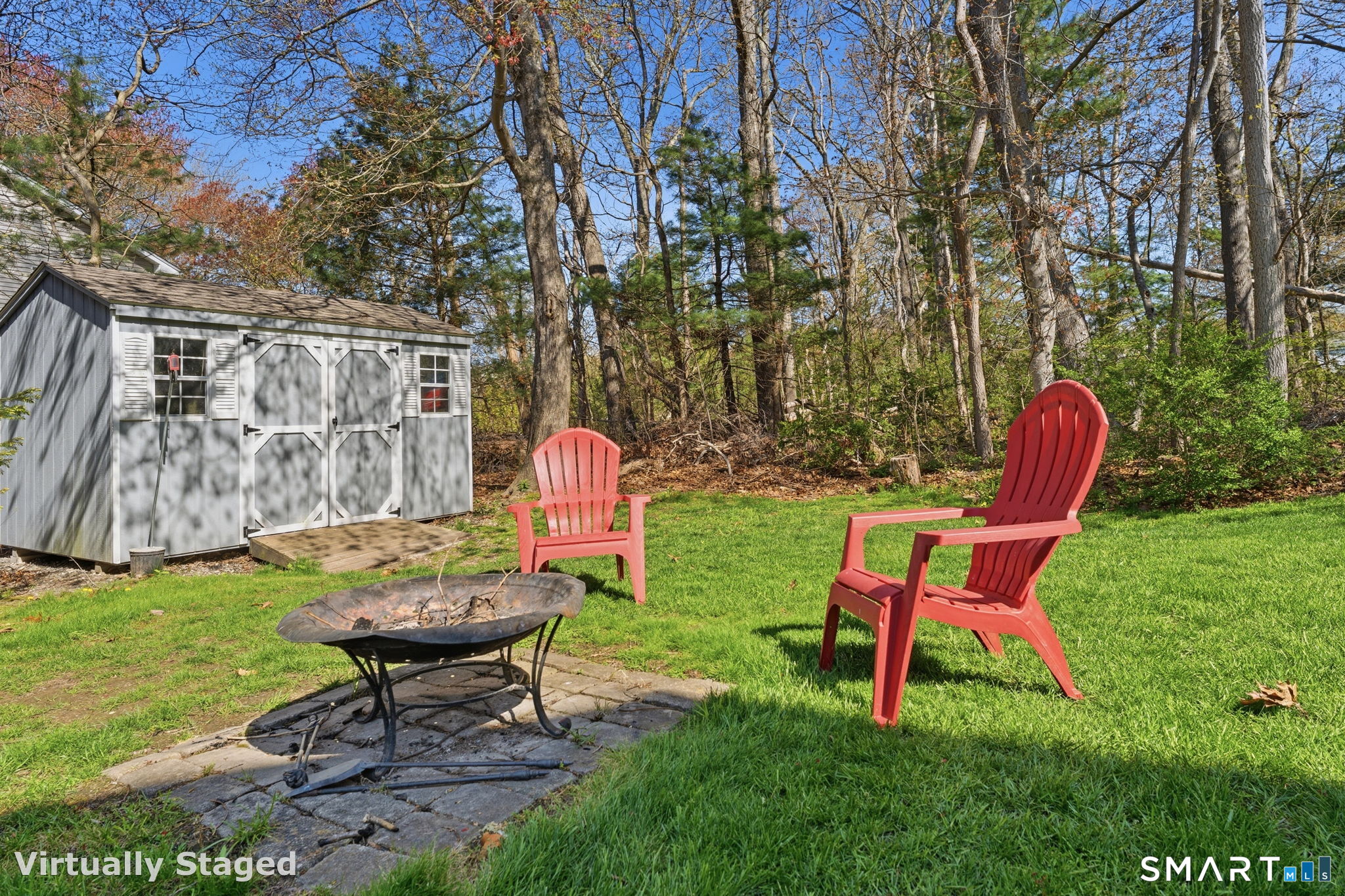 12 Lindros Lane Waterford CT 06385