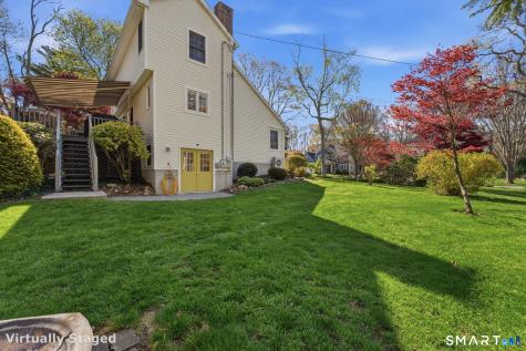 12 Lindros Lane Waterford CT 06385