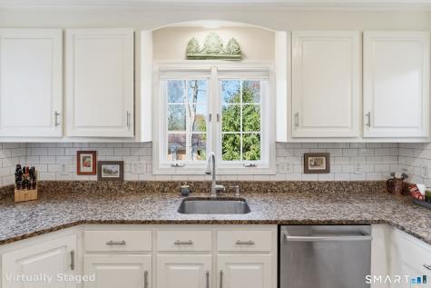 12 Lindros Lane Waterford CT 06385