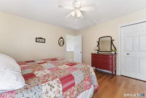 12 Lindros Lane Waterford CT 06385