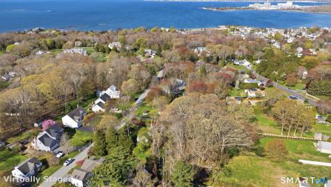 12 Lindros Lane Waterford CT 06385