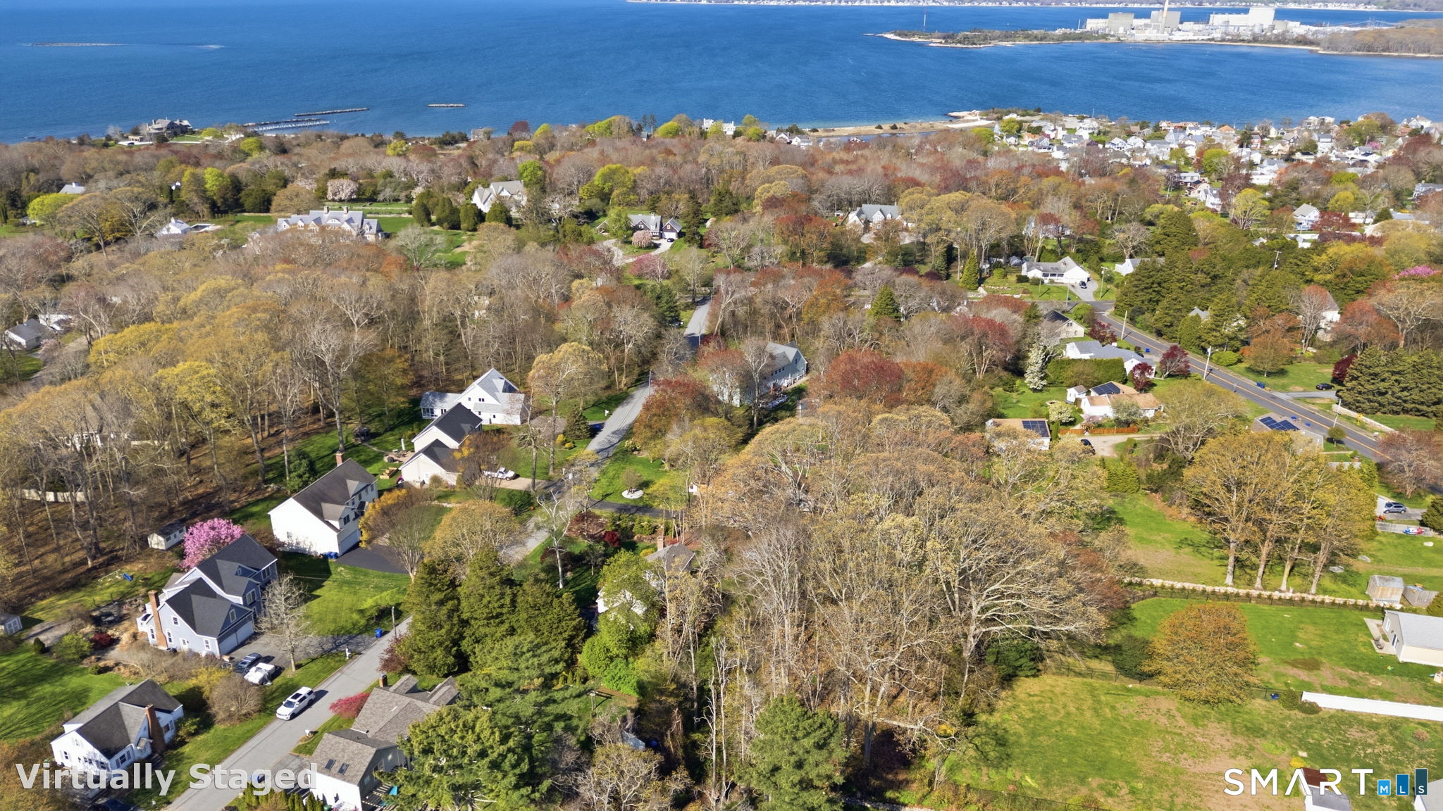 12 Lindros Lane Waterford CT 06385