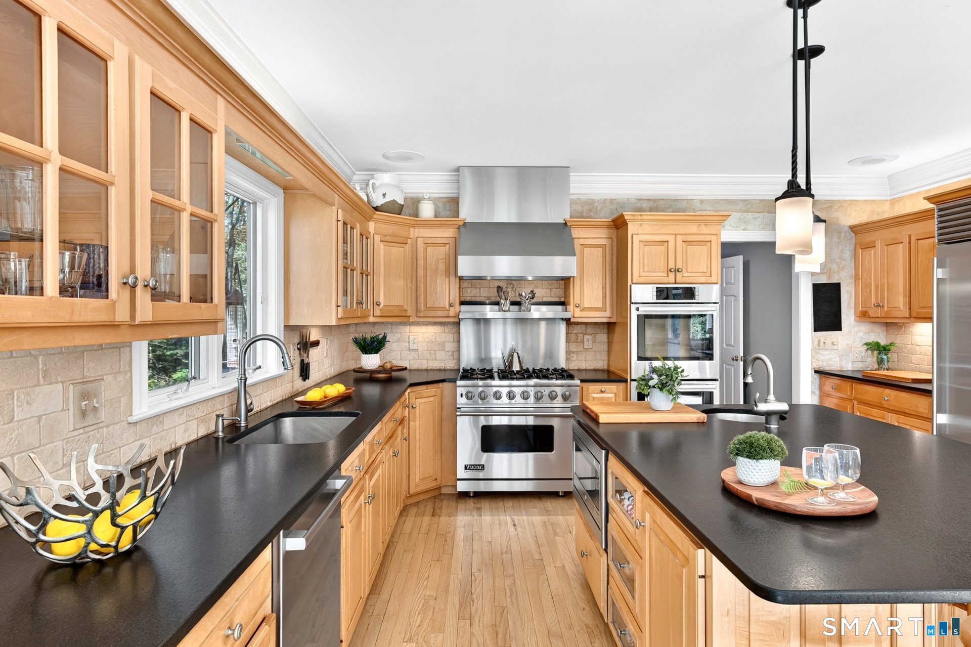 99 Fiddlehead Way Canton CT 06019