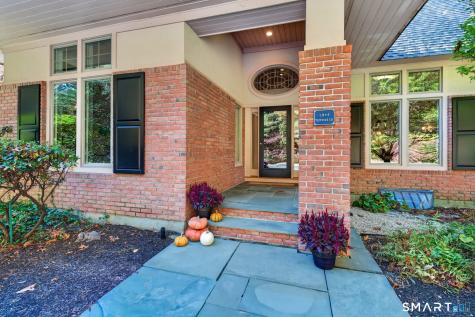 99 Fiddlehead Way Canton CT 06019