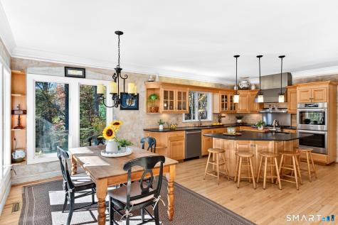 99 Fiddlehead Way Canton CT 06019