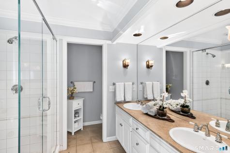 99 Fiddlehead Way Canton CT 06019
