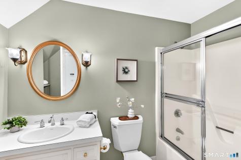 99 Fiddlehead Way Canton CT 06019