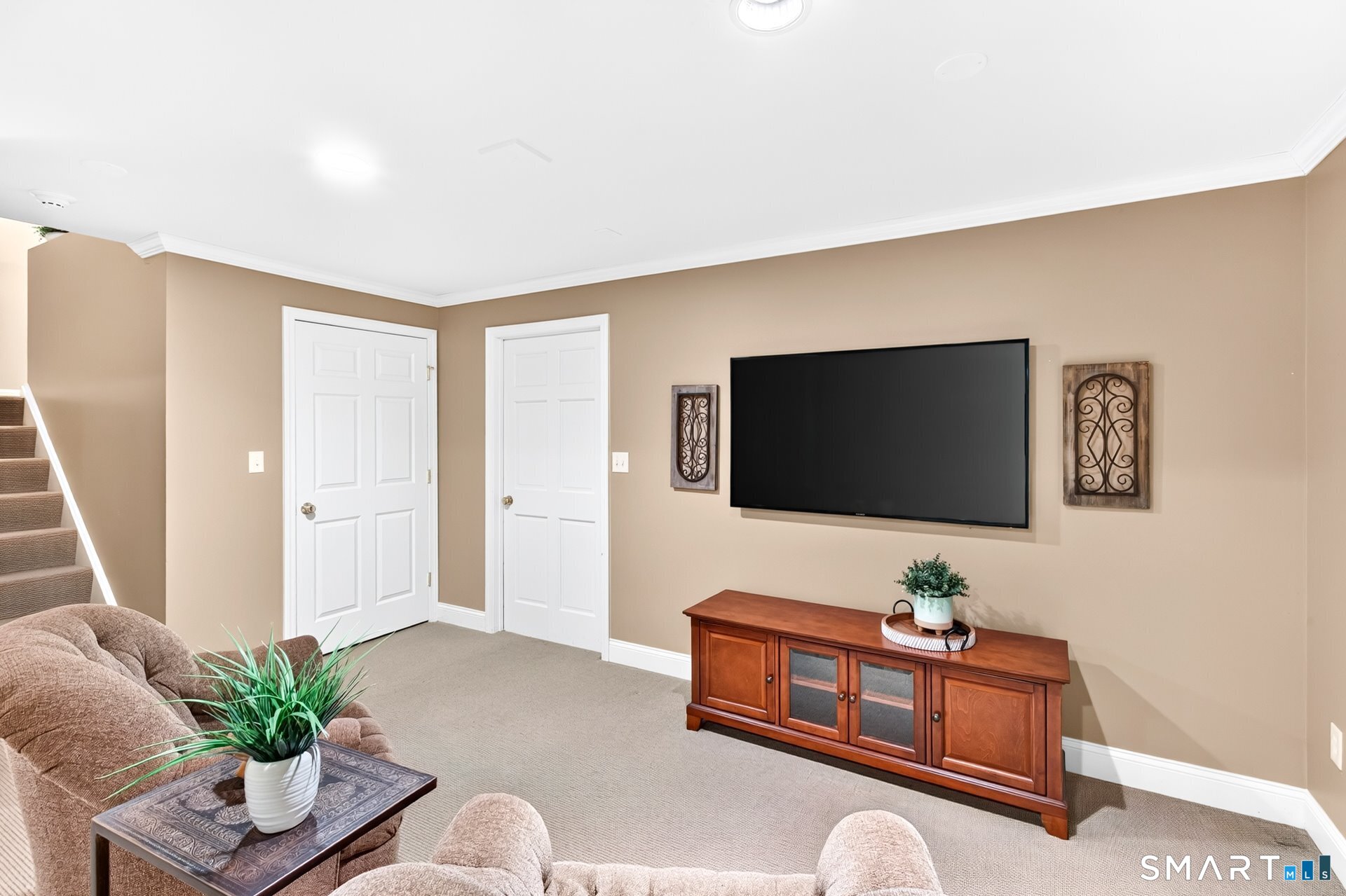 99 Fiddlehead Way Canton CT 06019