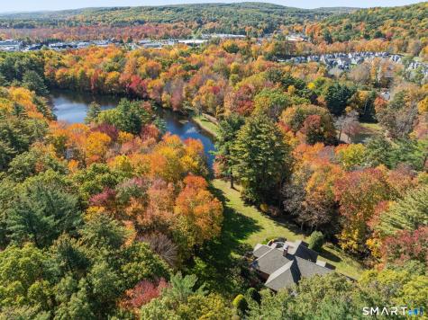 99 Fiddlehead Way Canton CT 06019