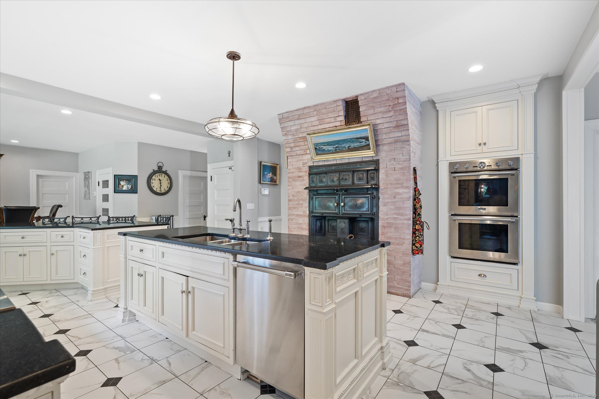 357 Wrights Crossing Road Pomfret CT 06259