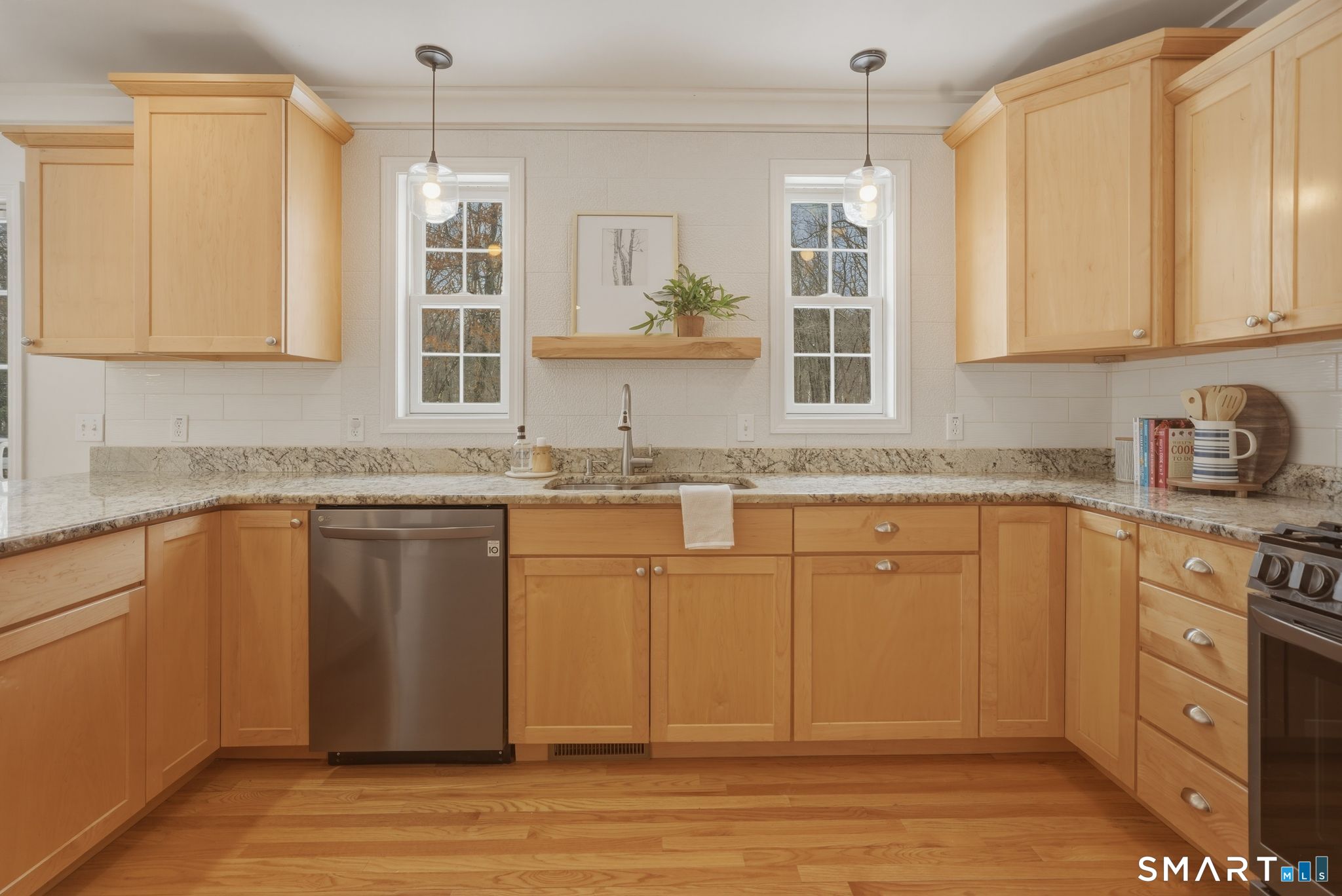 27 Amanda Way Tolland CT 06084