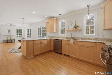 27 Amanda Way Tolland CT 06084