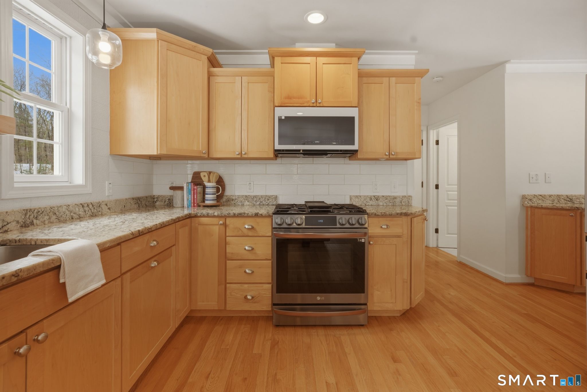 27 Amanda Way Tolland CT 06084