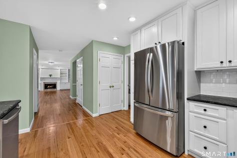 29 Maplewood Drive Danbury CT 06811