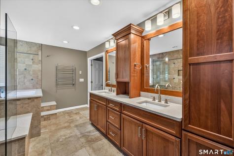 29 Maplewood Drive Danbury CT 06811