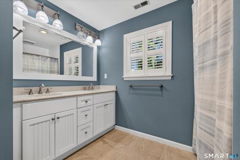 29 Maplewood Drive Danbury CT 06811