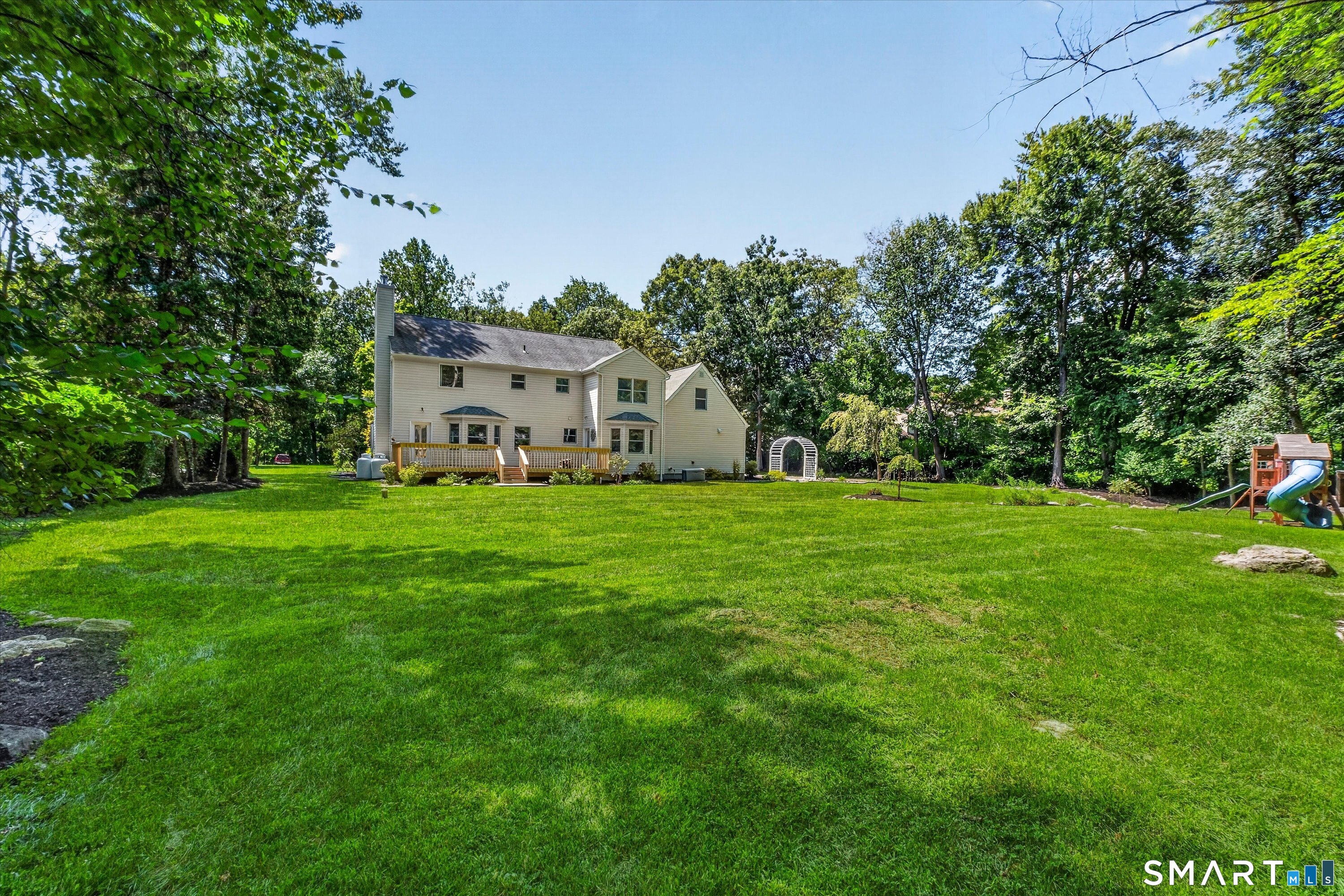 29 Maplewood Drive Danbury CT 06811