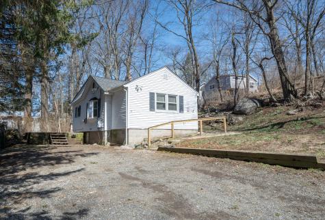 36 Hickory Trail Danbury CT 06811