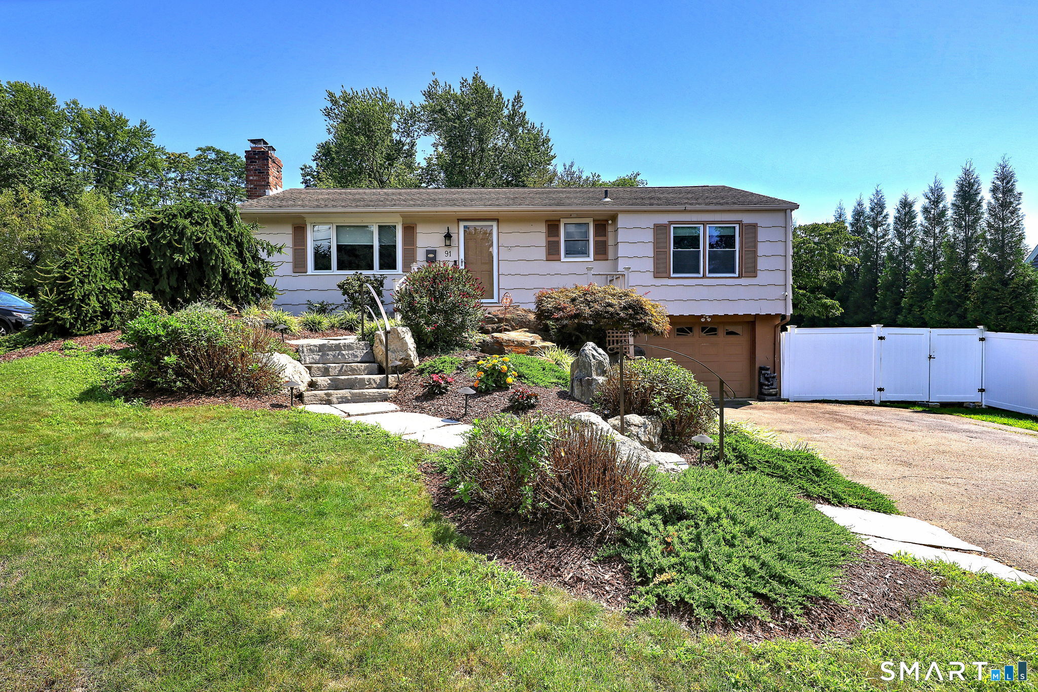 Milford CT, 91 Hill Street