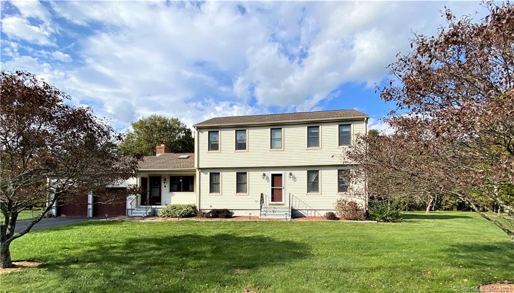 15 Apple Lane Colchester CT 06415