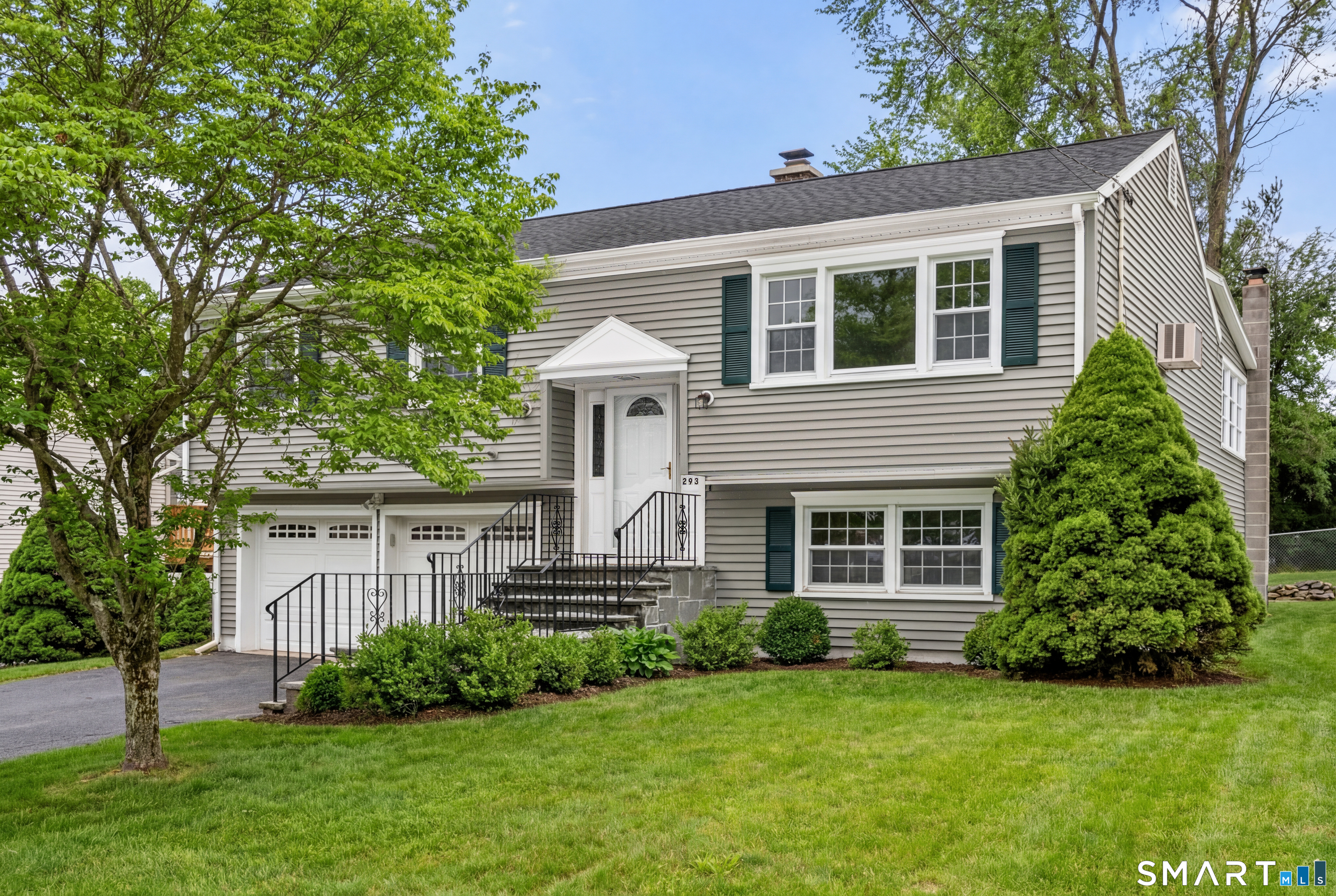 293 Sigwin Drive Fairfield CT 06824