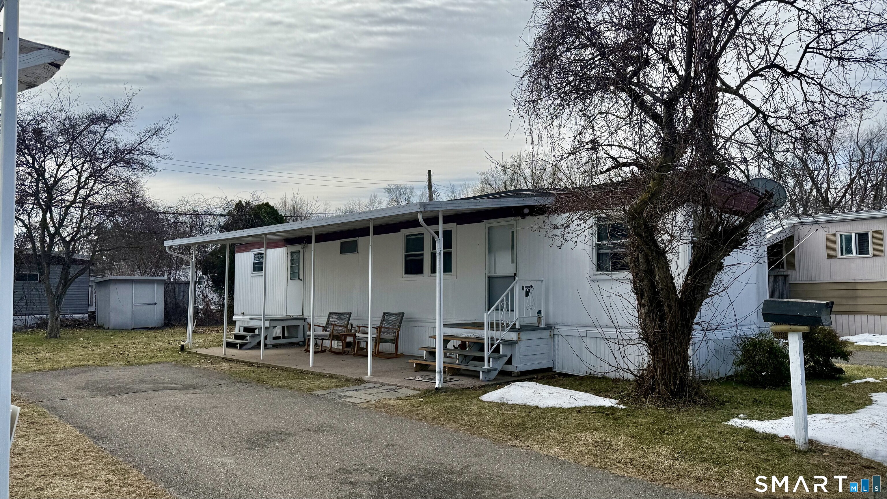 17 Montauk Road East Hartford CT 06118