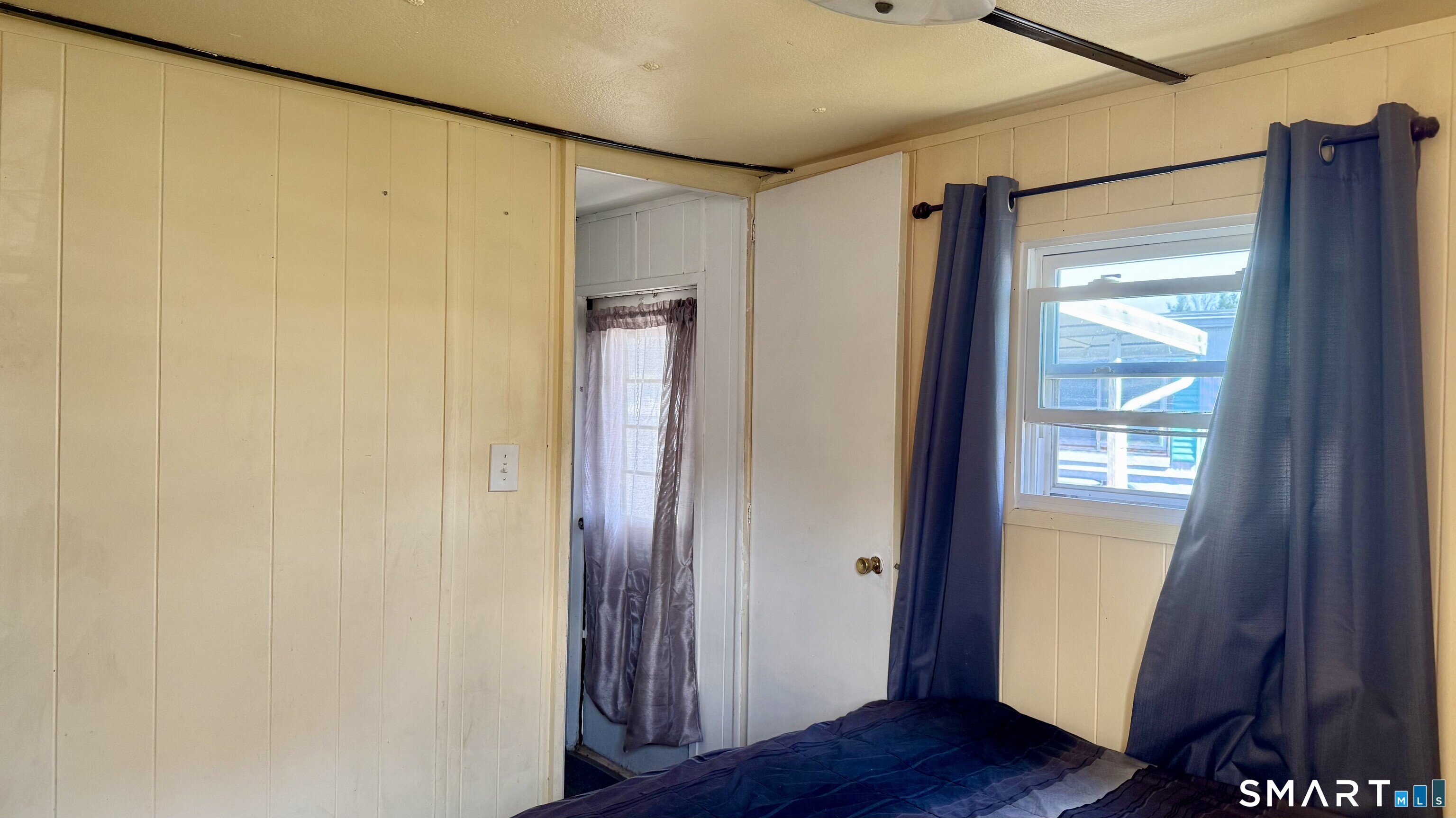 17 Montauk Road East Hartford CT 06118