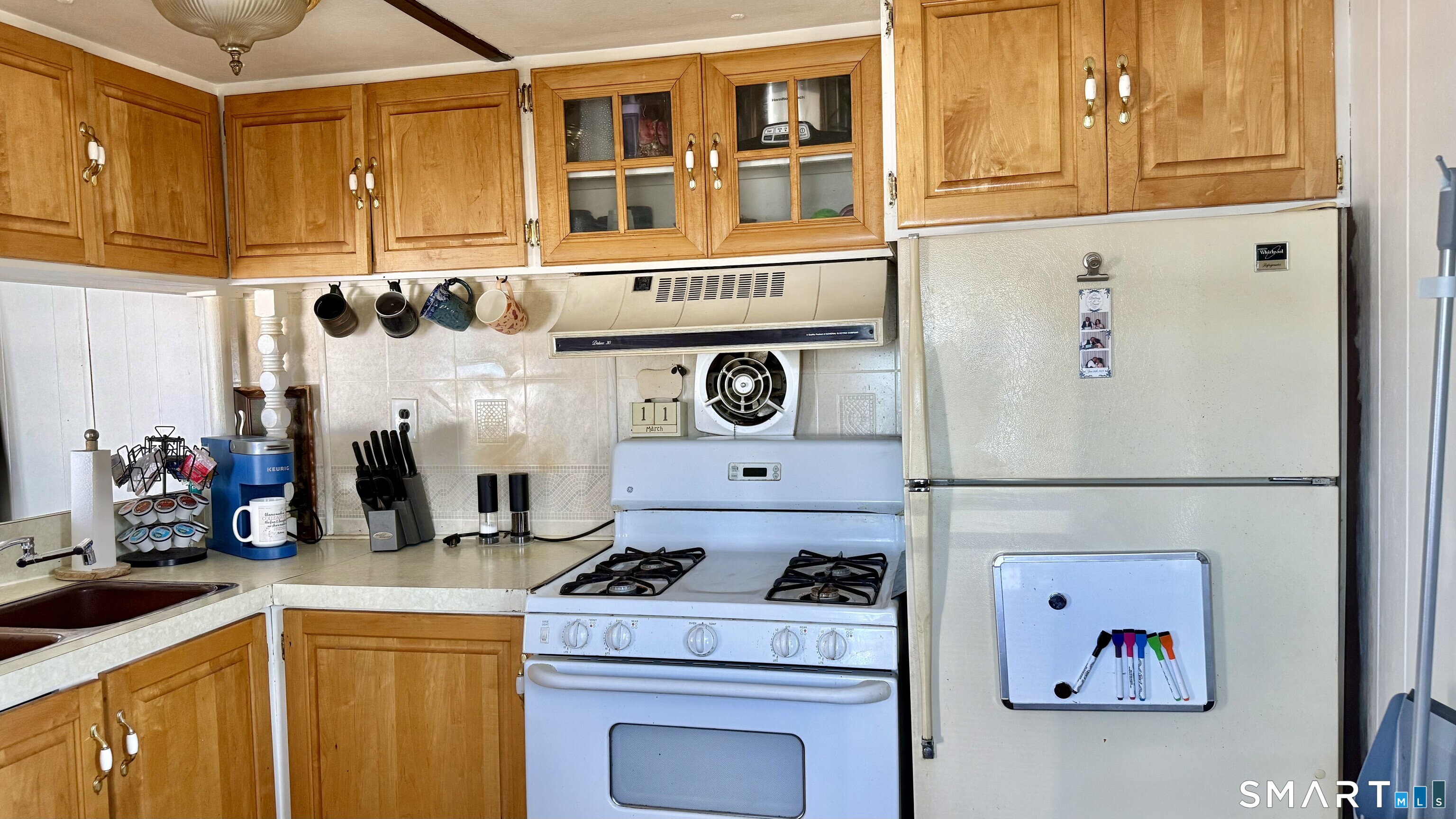 17 Montauk Road East Hartford CT 06118