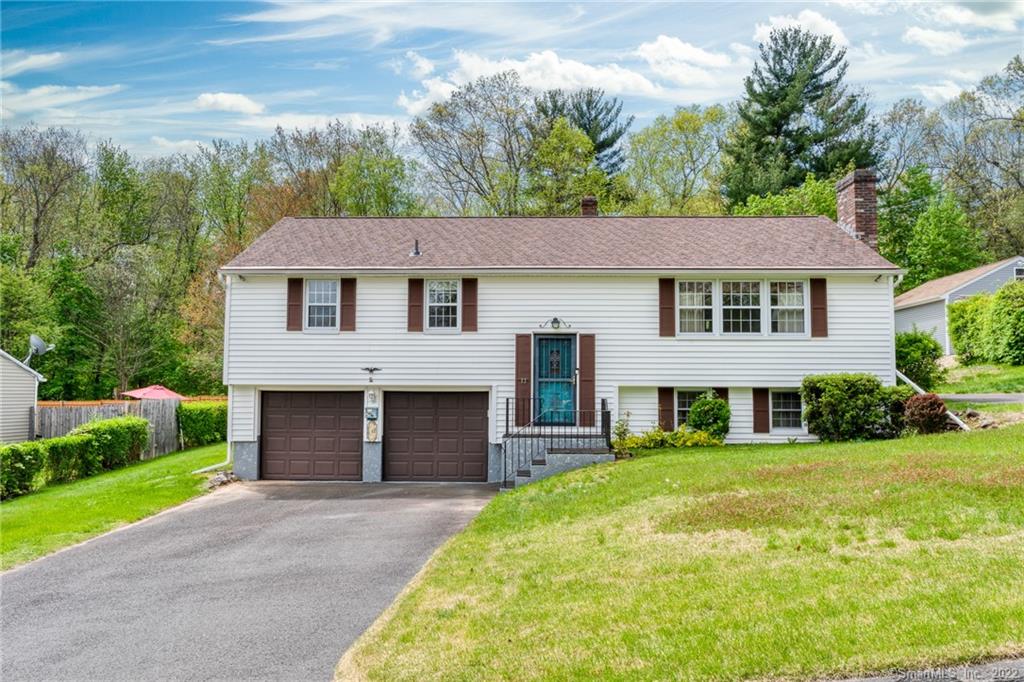 12 Hillcrest Road Enfield CT 06082