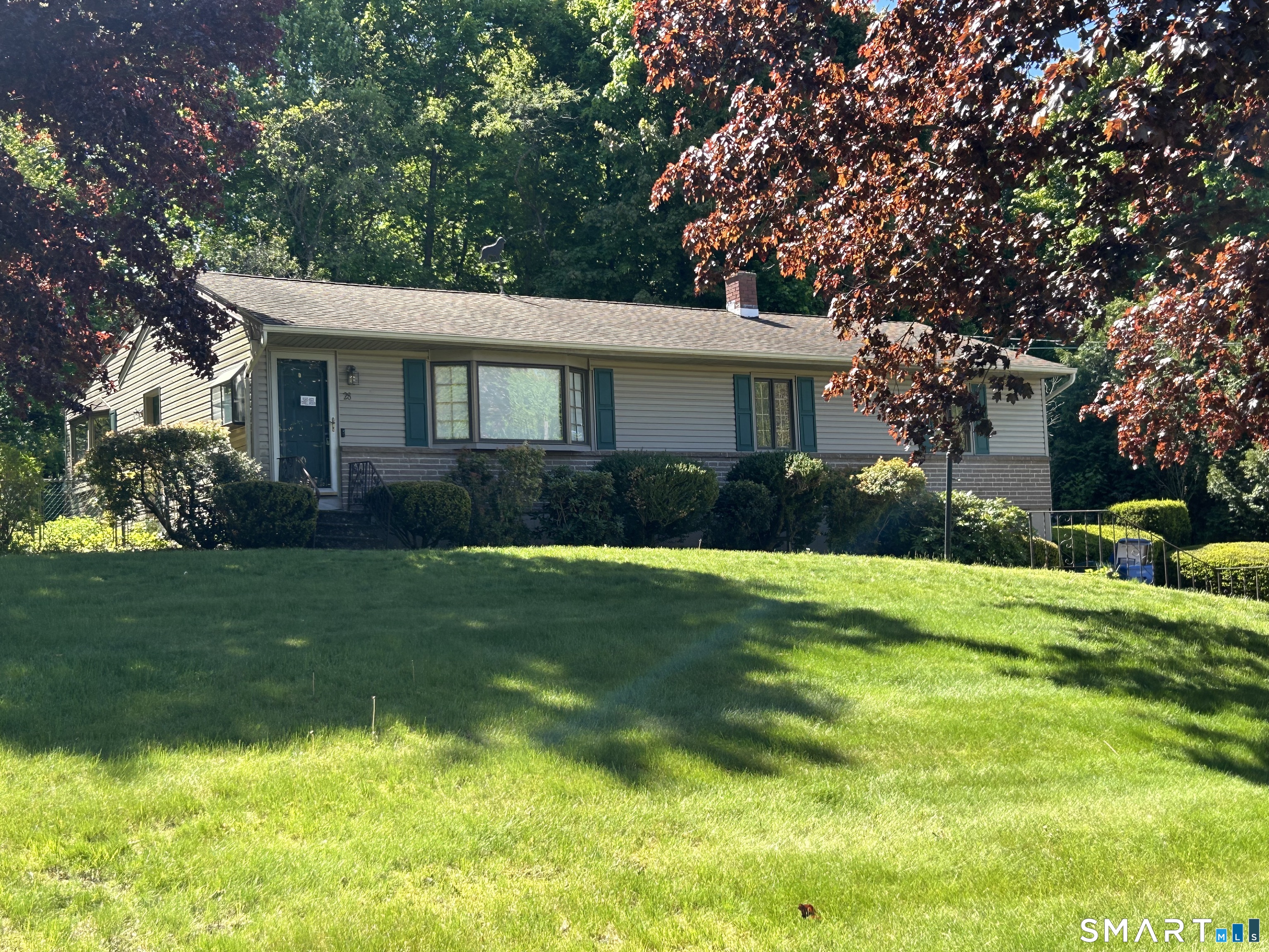28 Goebel Road Hamden CT 06514