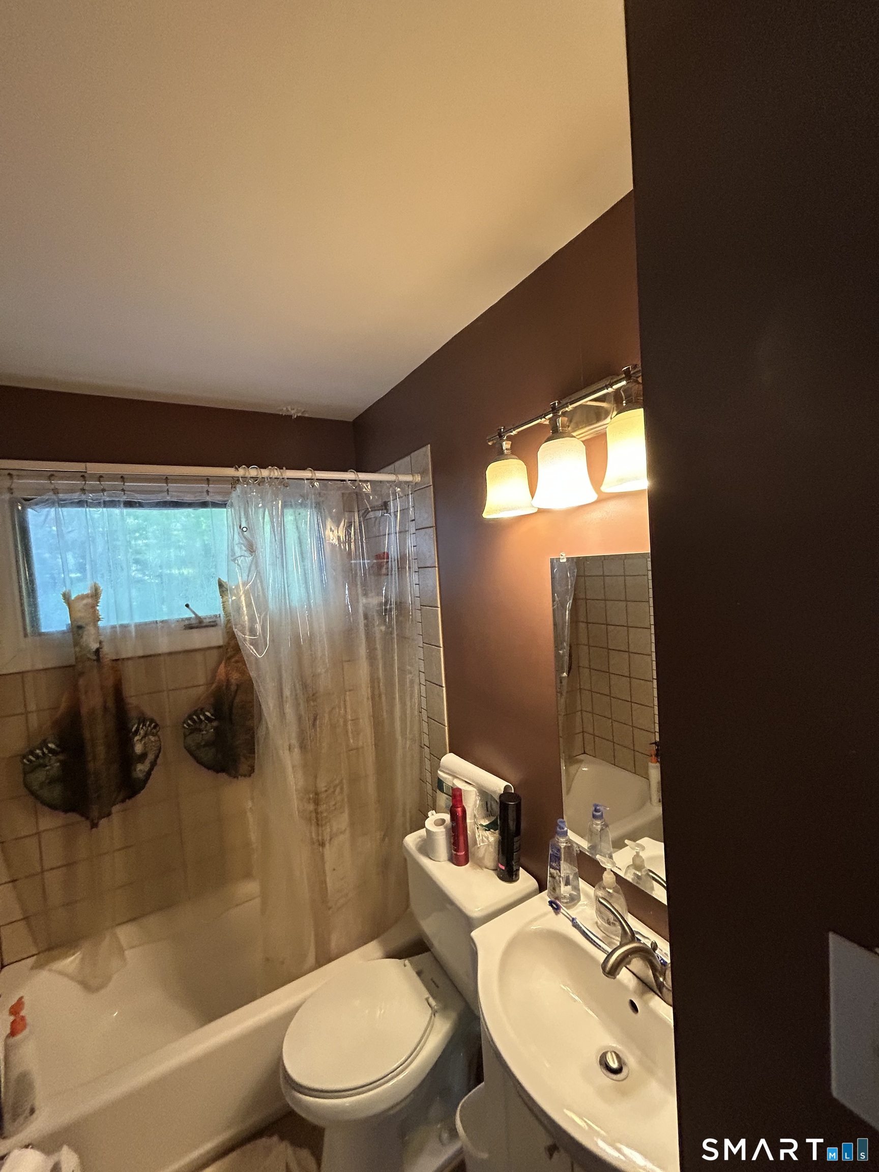 28 Goebel Road Hamden CT 06514