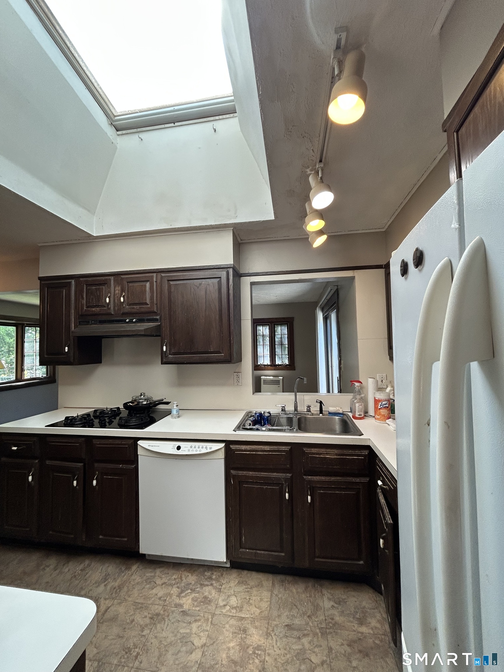28 Goebel Road Hamden CT 06514