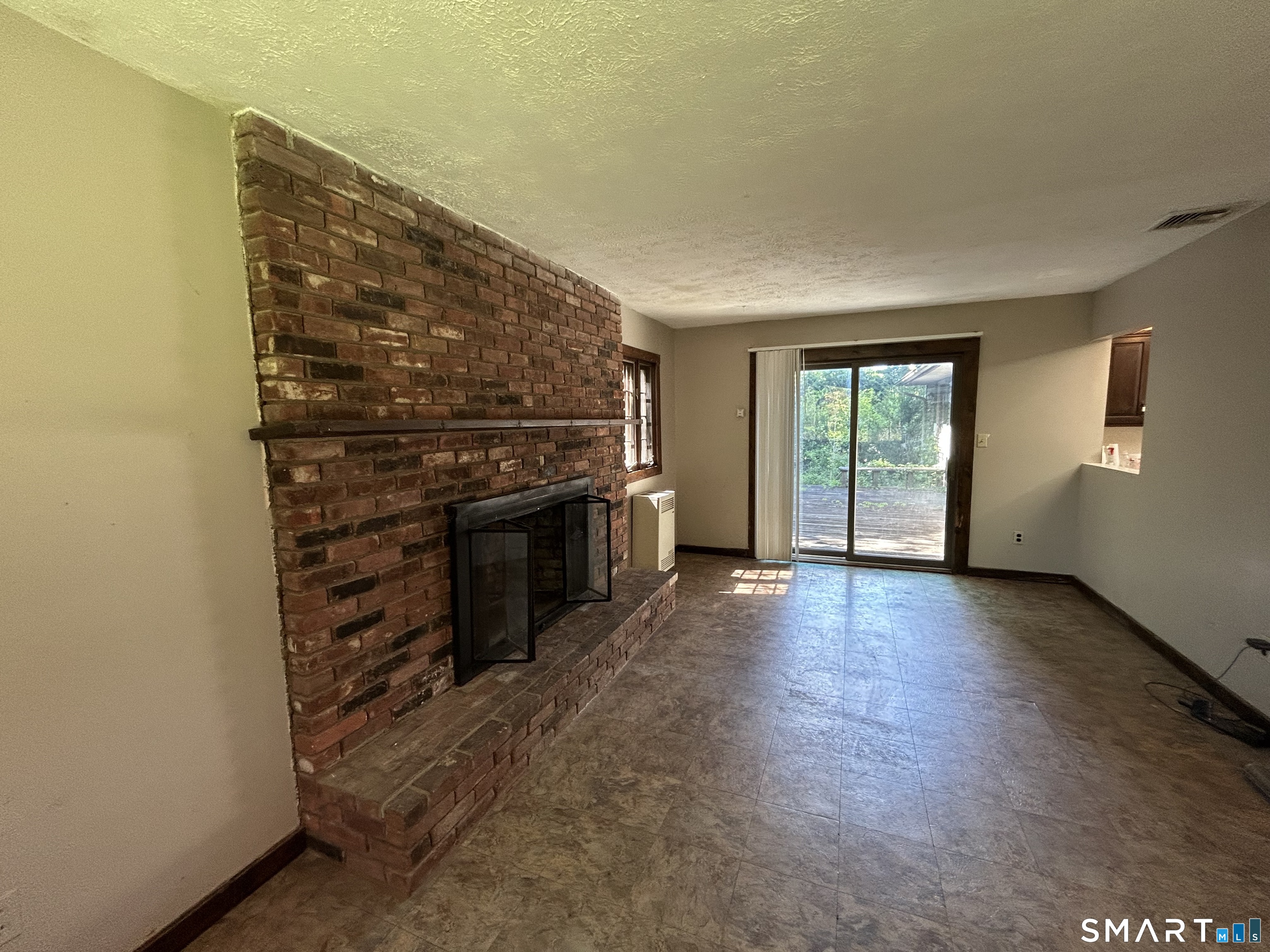 28 Goebel Road Hamden CT 06514