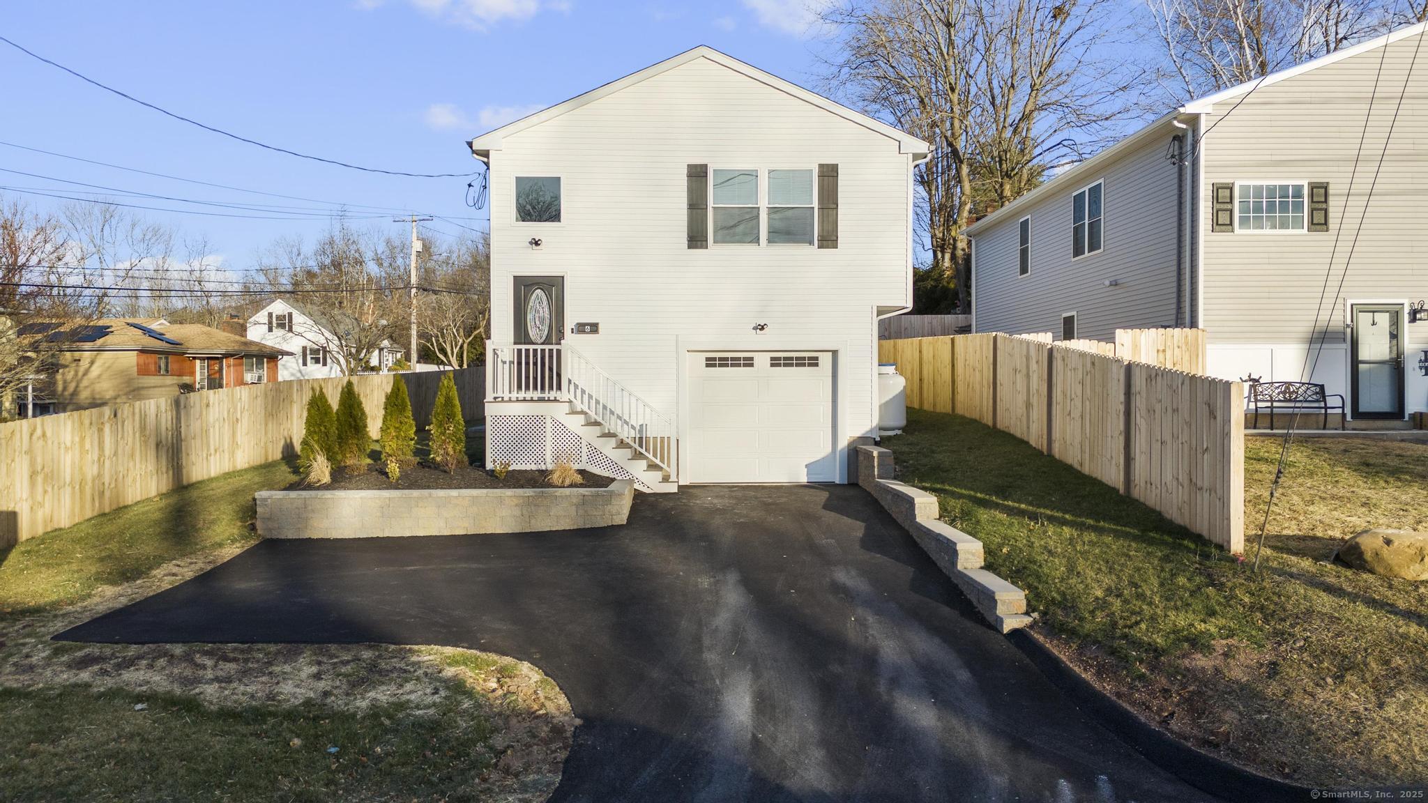 6 Bidwell Terrace Middletown CT 06457