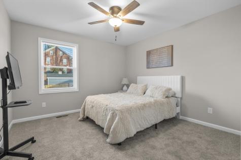 6 Bidwell Terrace Middletown CT 06457