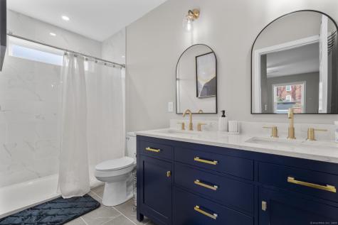 6 Bidwell Terrace Middletown CT 06457