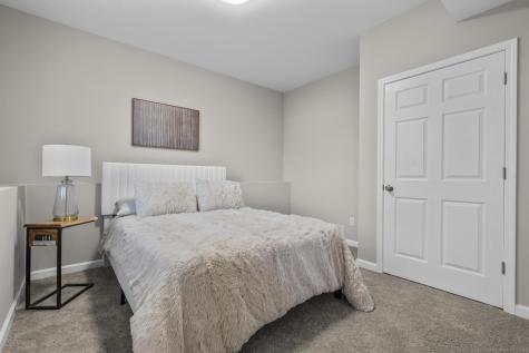 6 Bidwell Terrace Middletown CT 06457