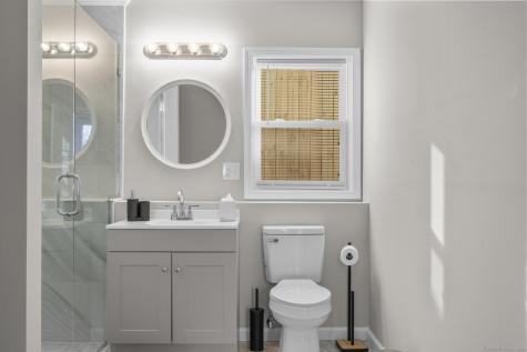 6 Bidwell Terrace Middletown CT 06457