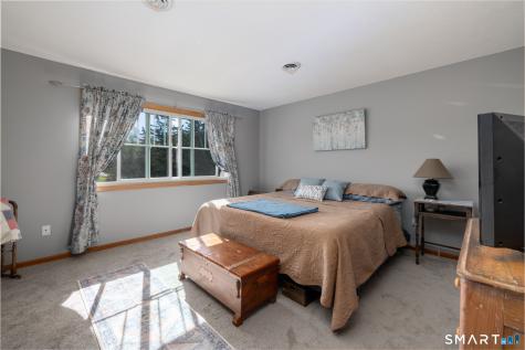 5 Pondside Place Cheshire CT 06410