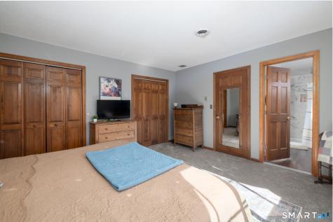 5 Pondside Place Cheshire CT 06410