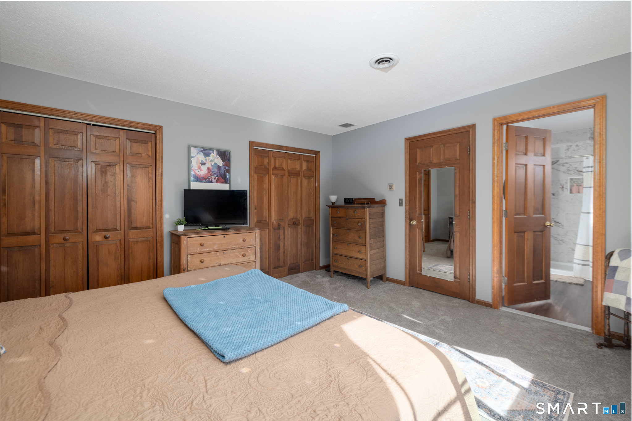 5 Pondside Place Cheshire CT 06410