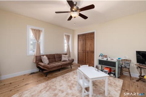 5 Pondside Place Cheshire CT 06410